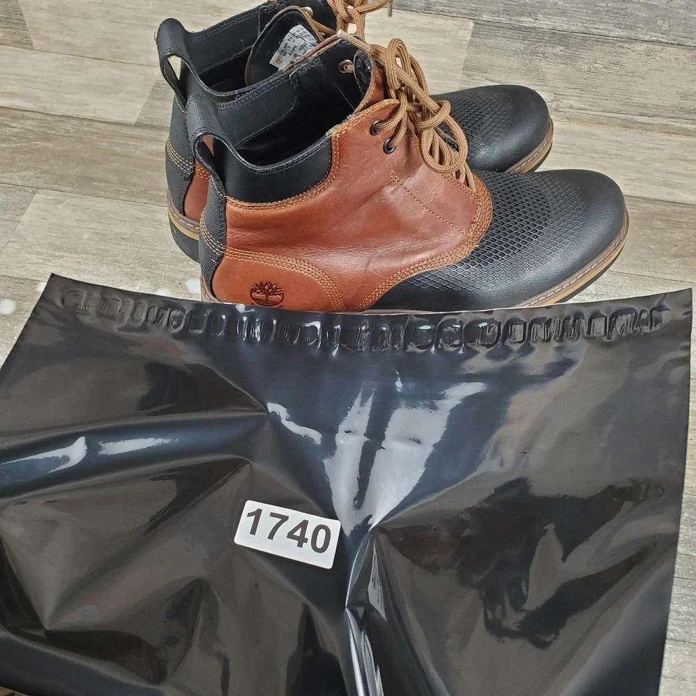 Timberland‎ Stormbuck Mens Boots Sz 8.5 Black Brown Lace Up Mid Top Round Toe